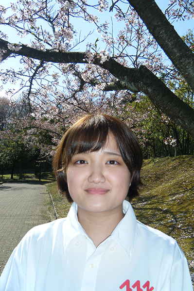 綾川 恭佳
